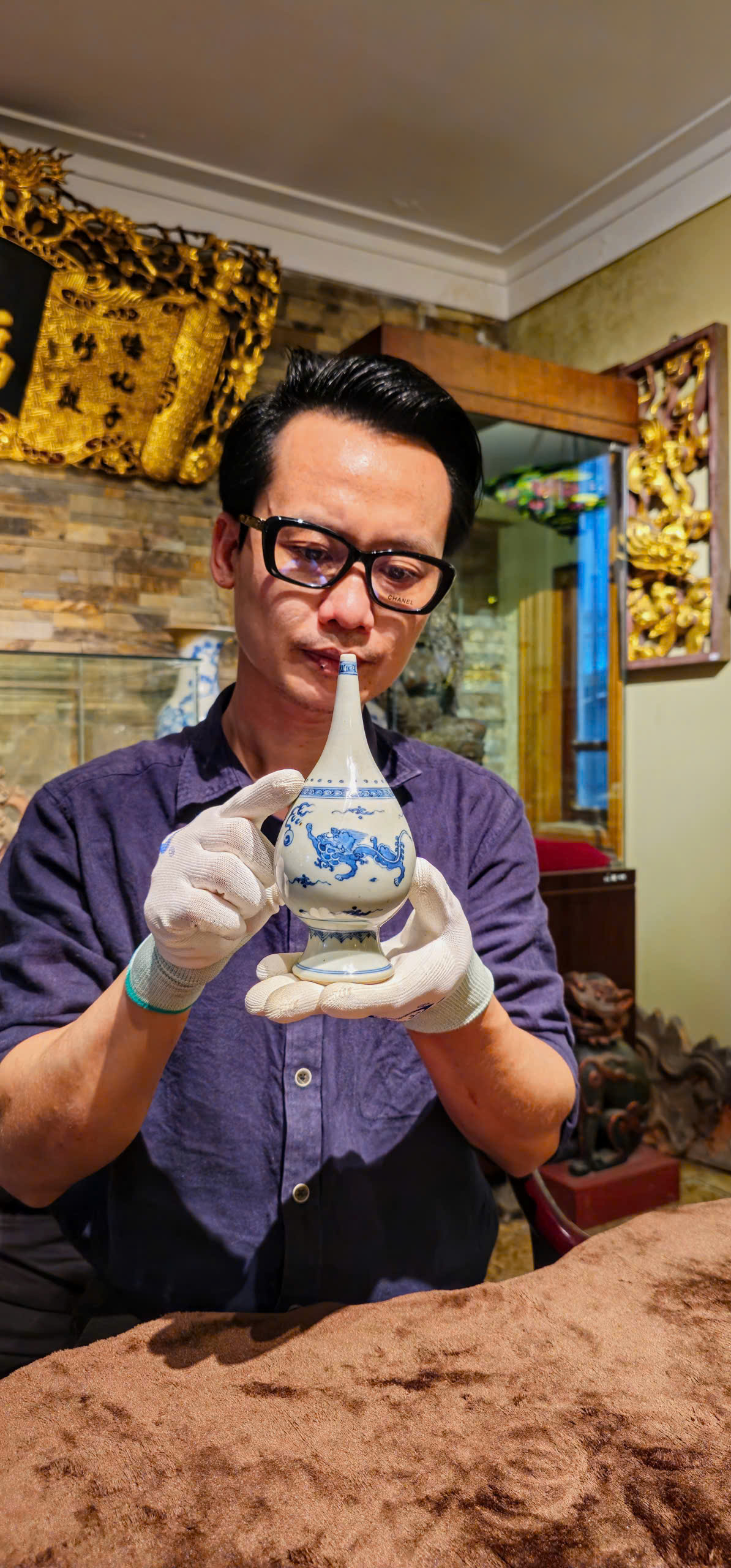 Lo nước thơm vẽ Ly Long, Khang Hy thế kỷ 18