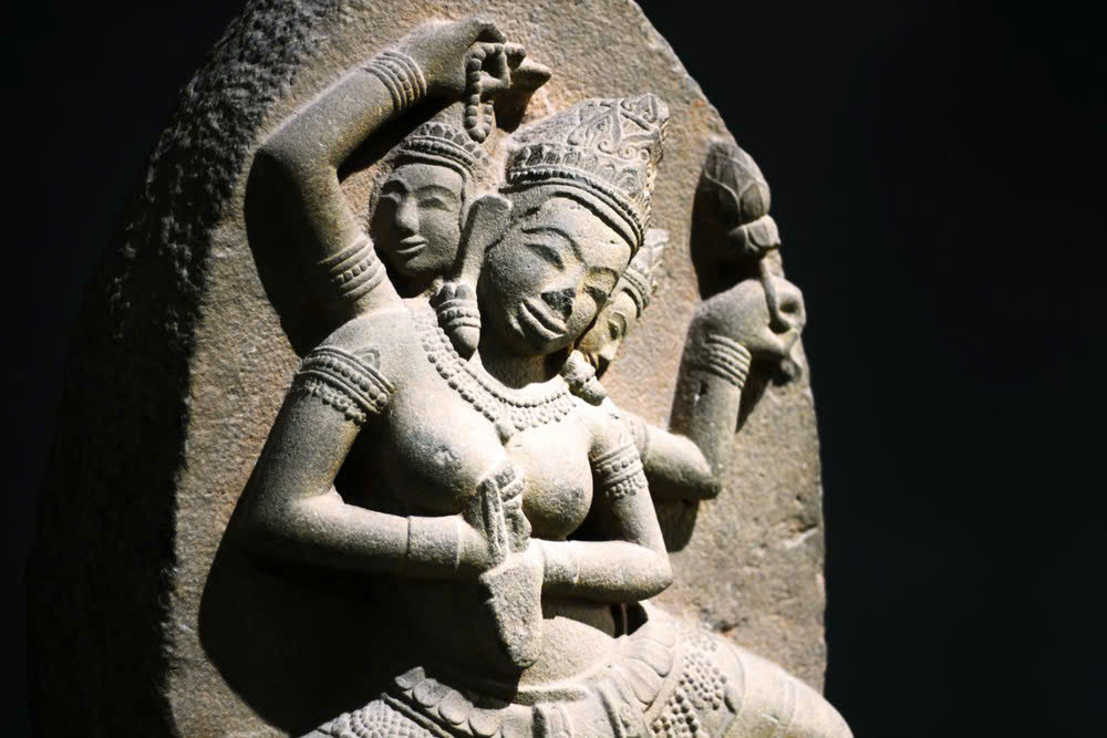 Phù điêu nữ thần Sarasvati bảo vật quốc gia