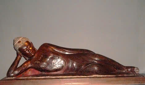 Tượng phật nhập niết bàn chùa Chèm Triều Lê Trung Hưng