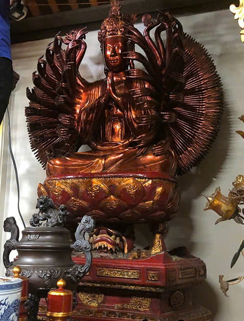 Tượng quan âm nghìn mắt nghìn tay chùa Đào Xuyên bảo vật Quốc Gia