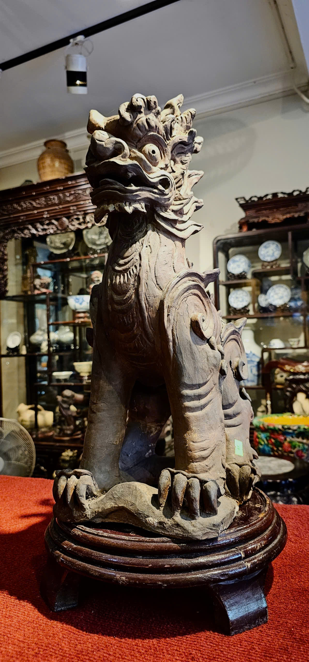 Nghê sành Thổ Hà thời Lê