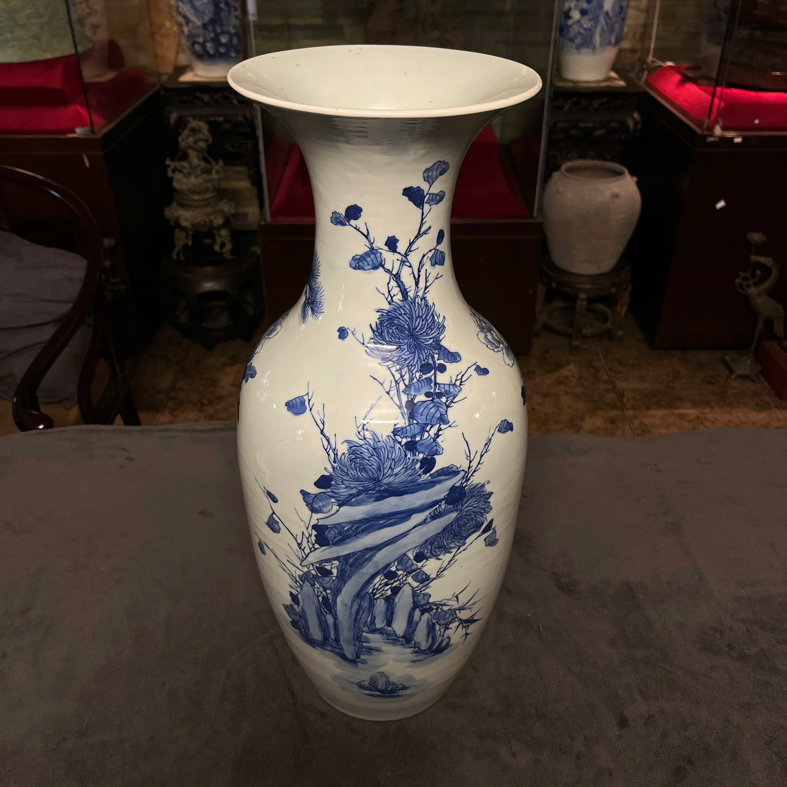 Lọ sứ Thanh Hoa Thượng Cầm Hạ Thú, Thế kỷ 19.