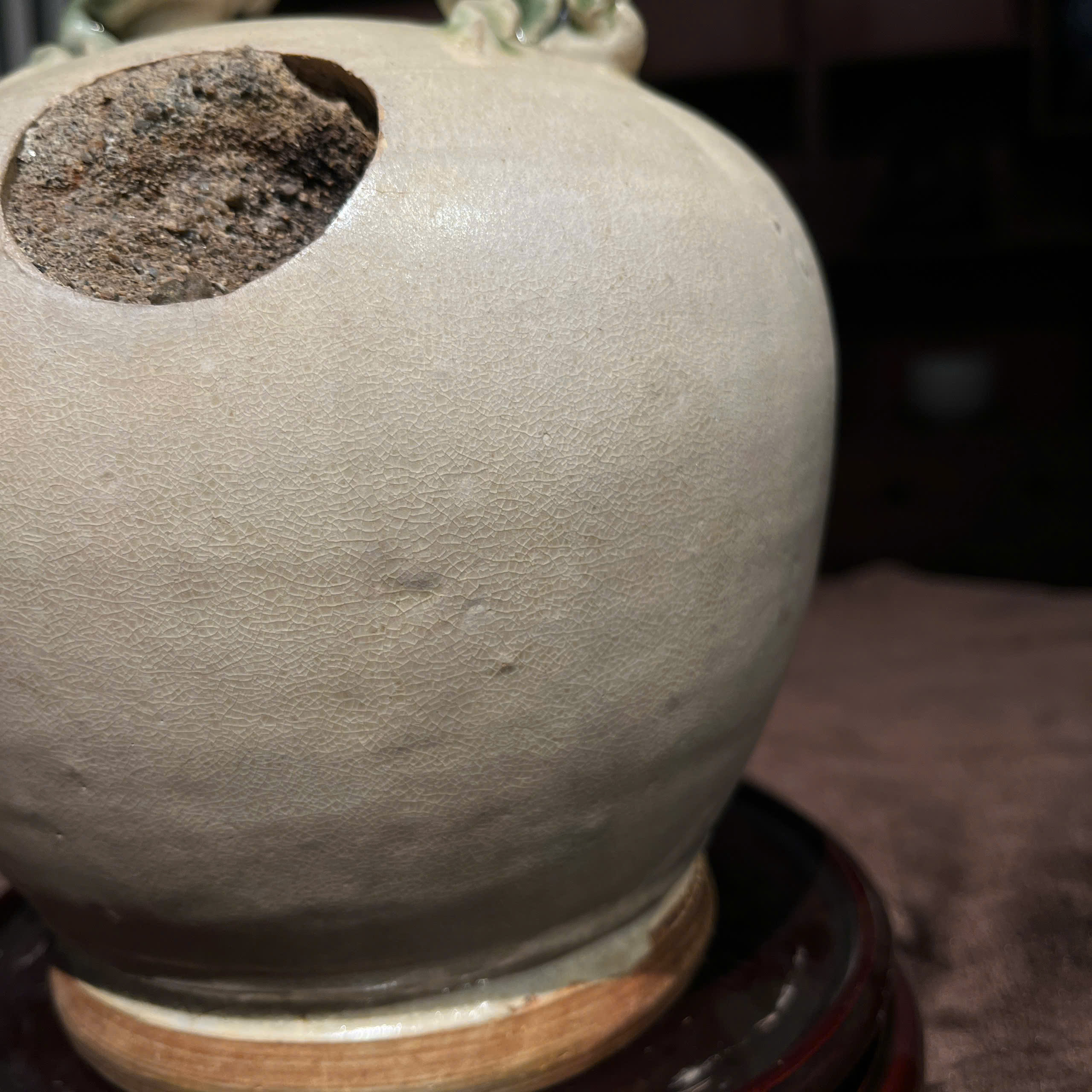 Bình vôi lục Lê thế kỷ XV-XVI cao 19cm
