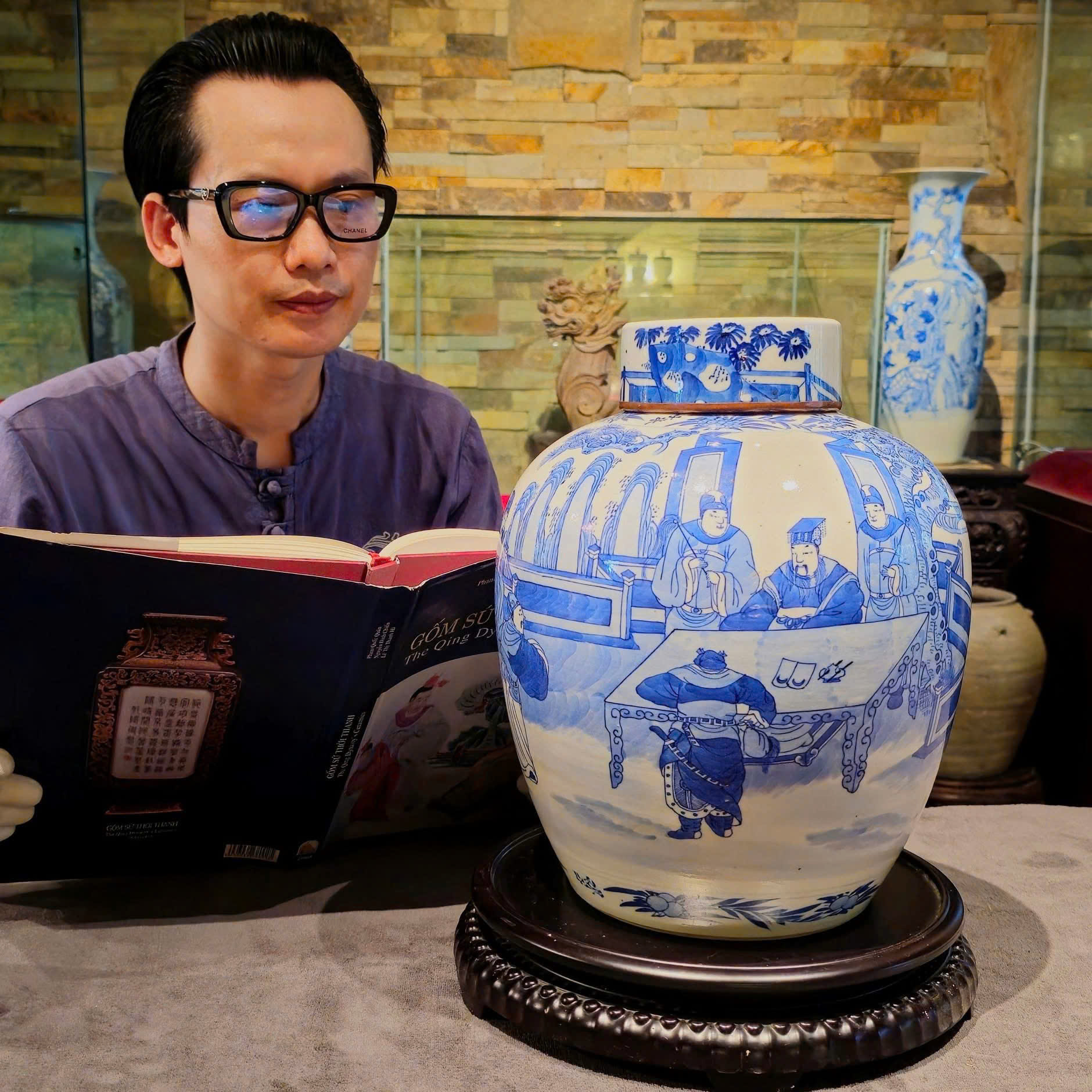 Chum sứ Thanh Hoa, men xanh lam, TK 19