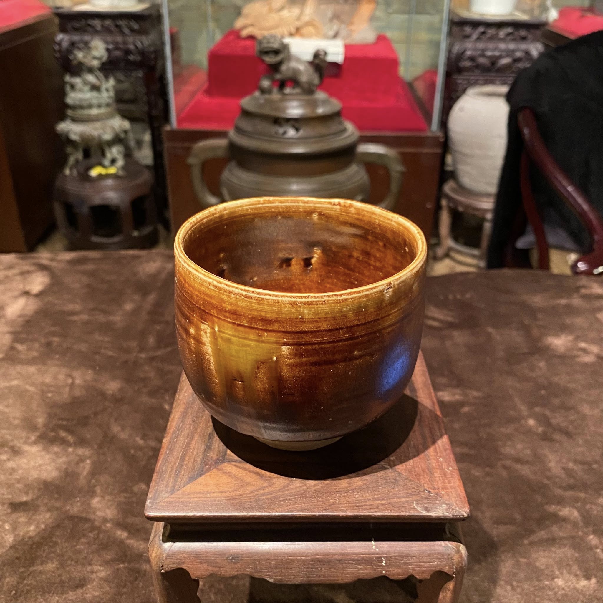 Bát Men Nâu Trần