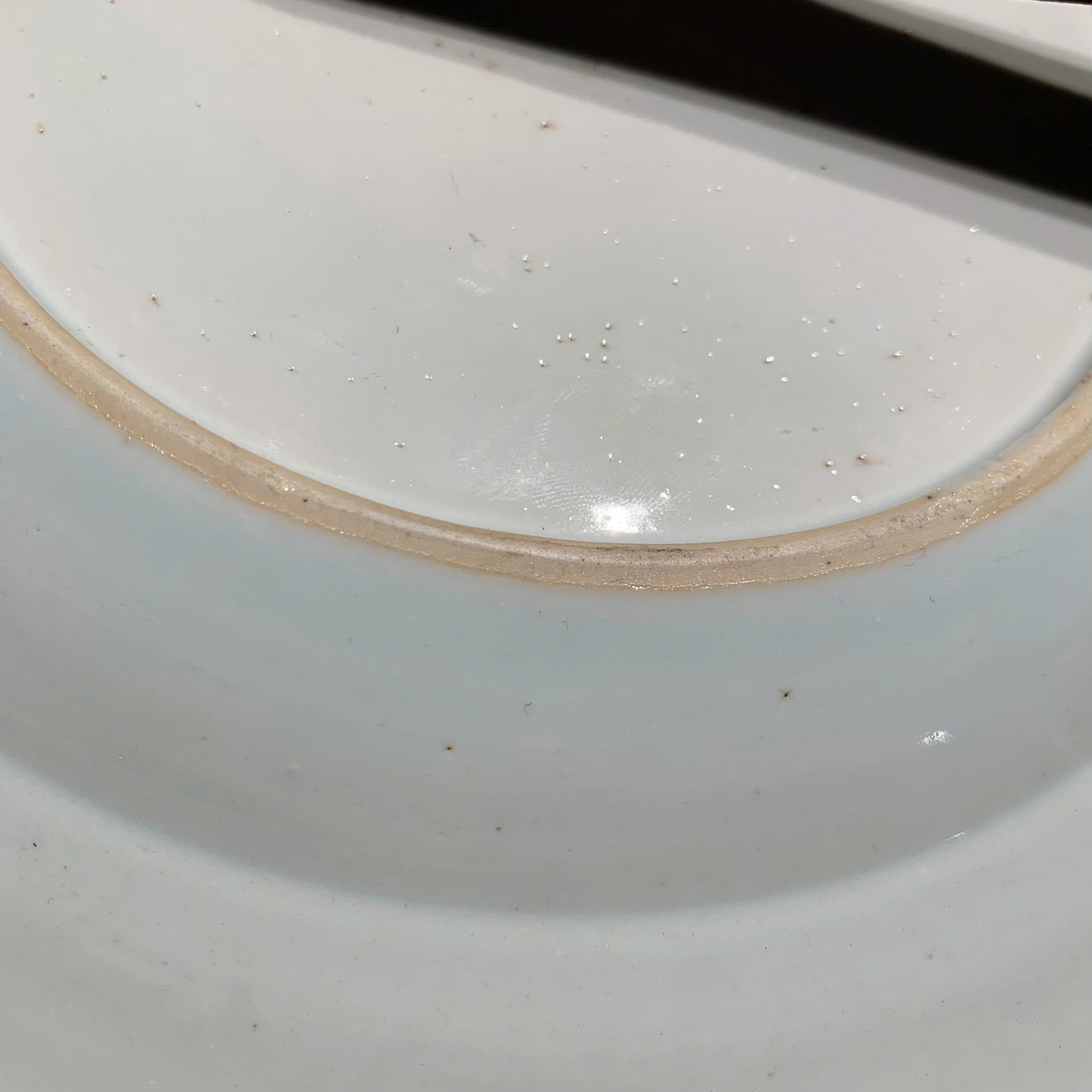 Đĩa men lam hoa lá Thế kỷ XVIII