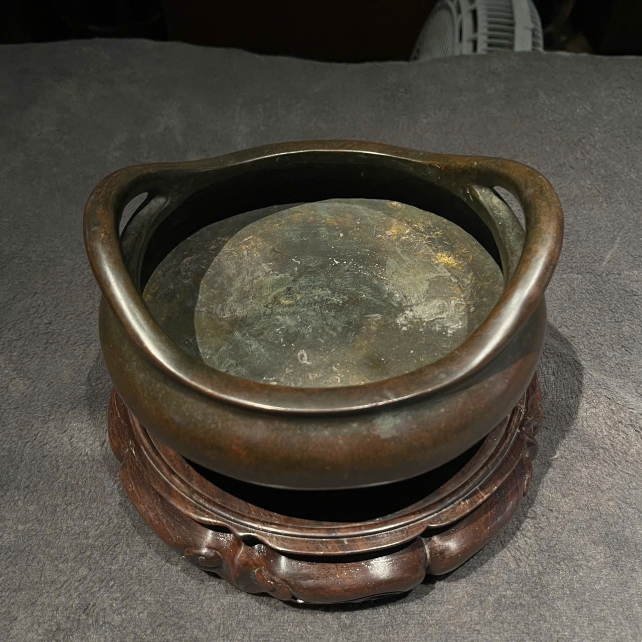 Lư đồng đỏ Da cua