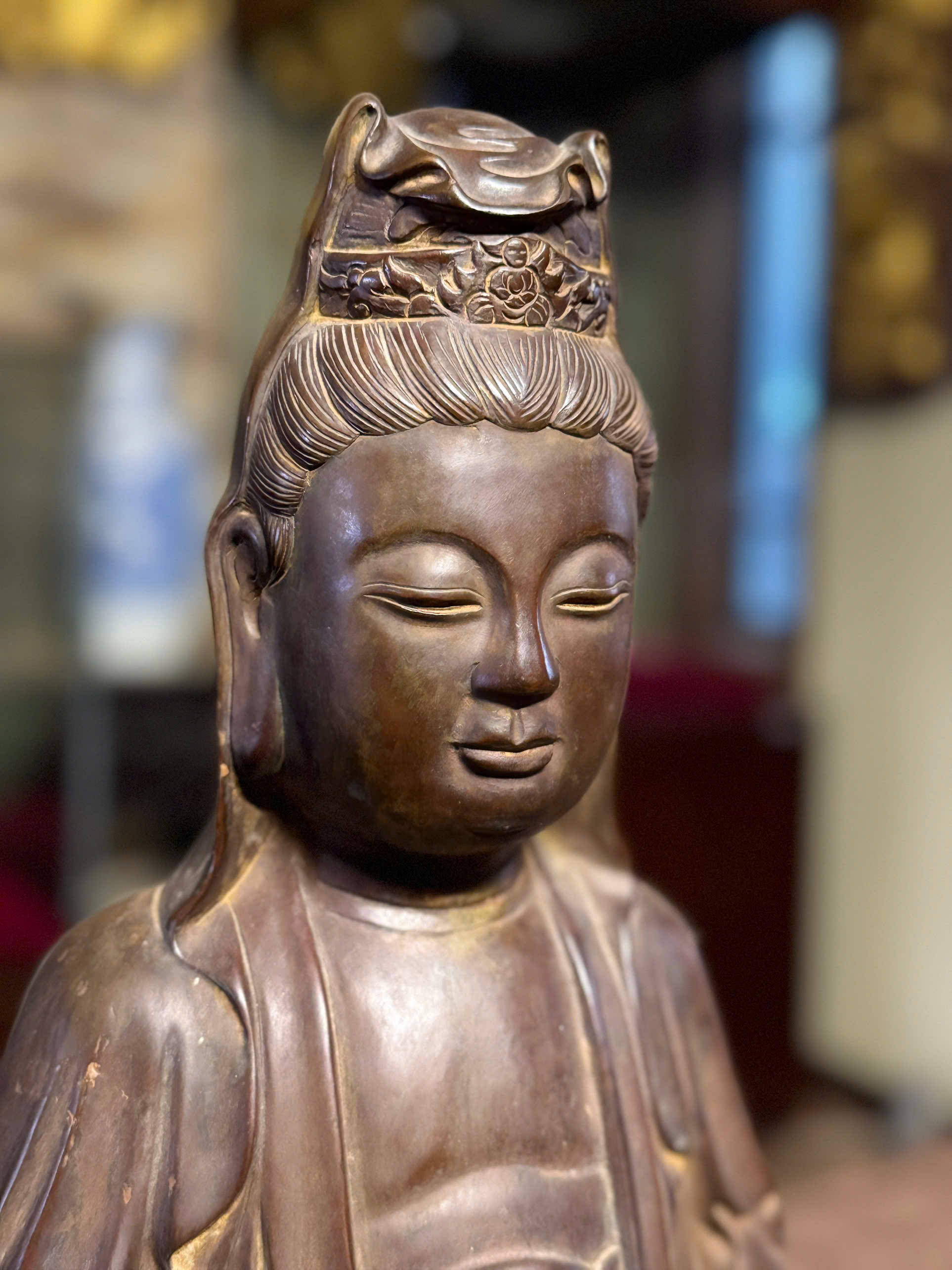 Ngài Quan Thế Âm Bồ Tát chất liệu đồng